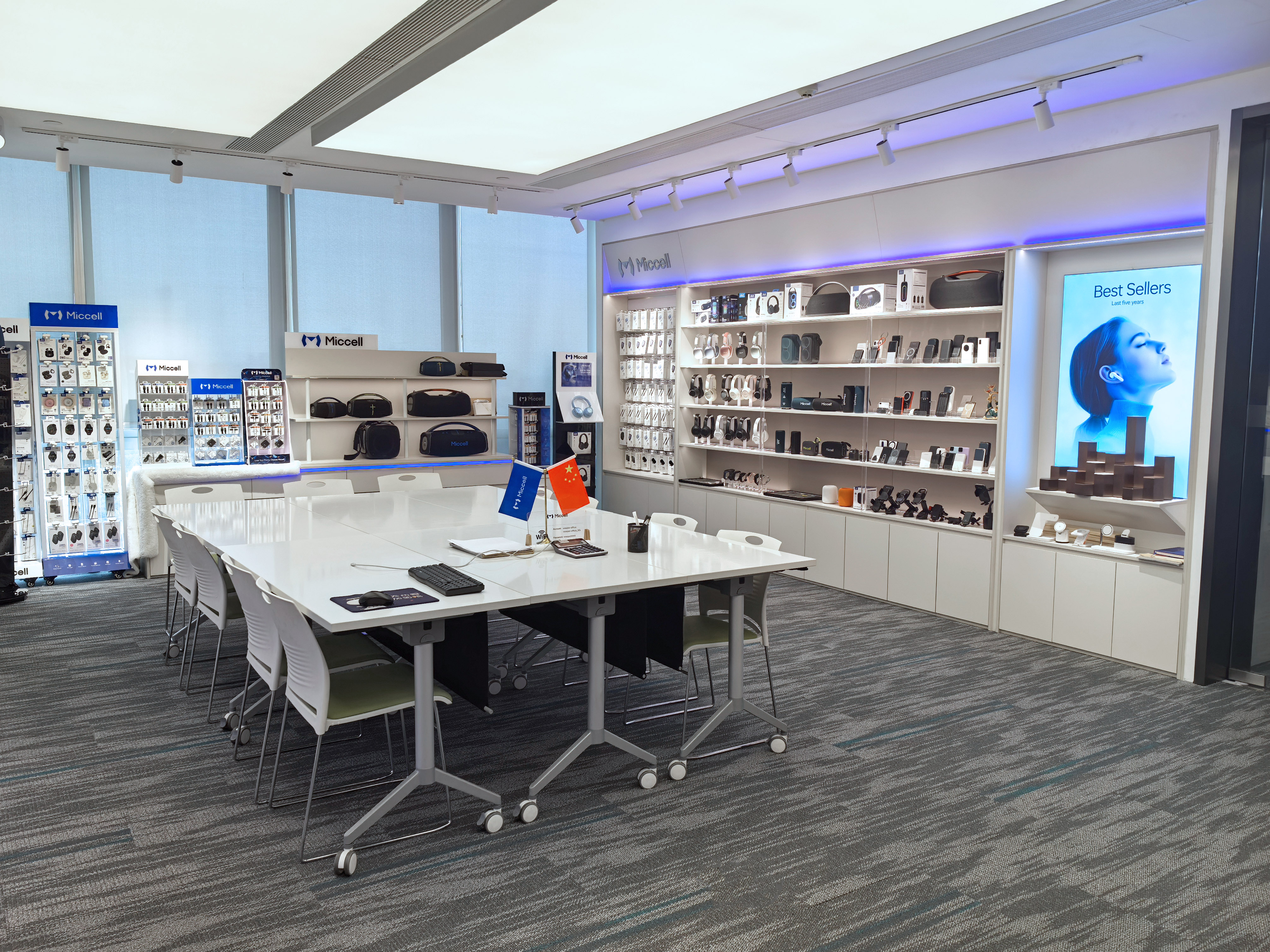 phone accessories showroom