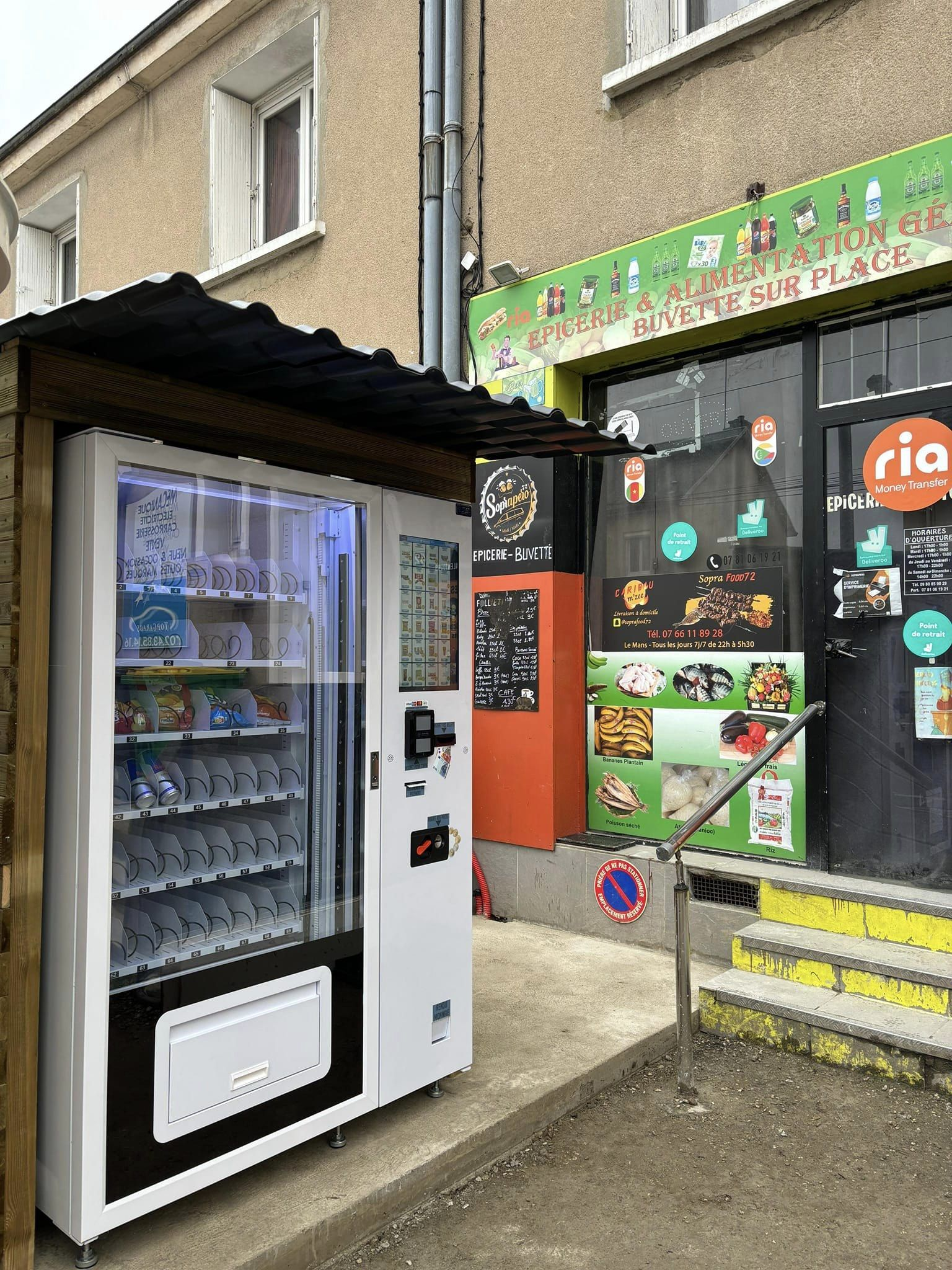 Unlocking the Potential of Unmanned Retail Businesses: Choice Matters More Than Effort outdoor vending machine business