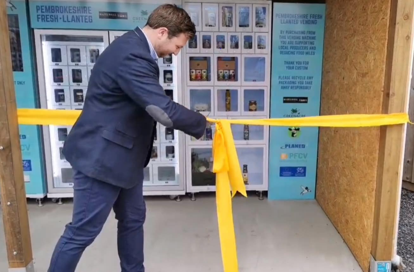 Locker Vending Machine for Farm Produce in the UK open for business