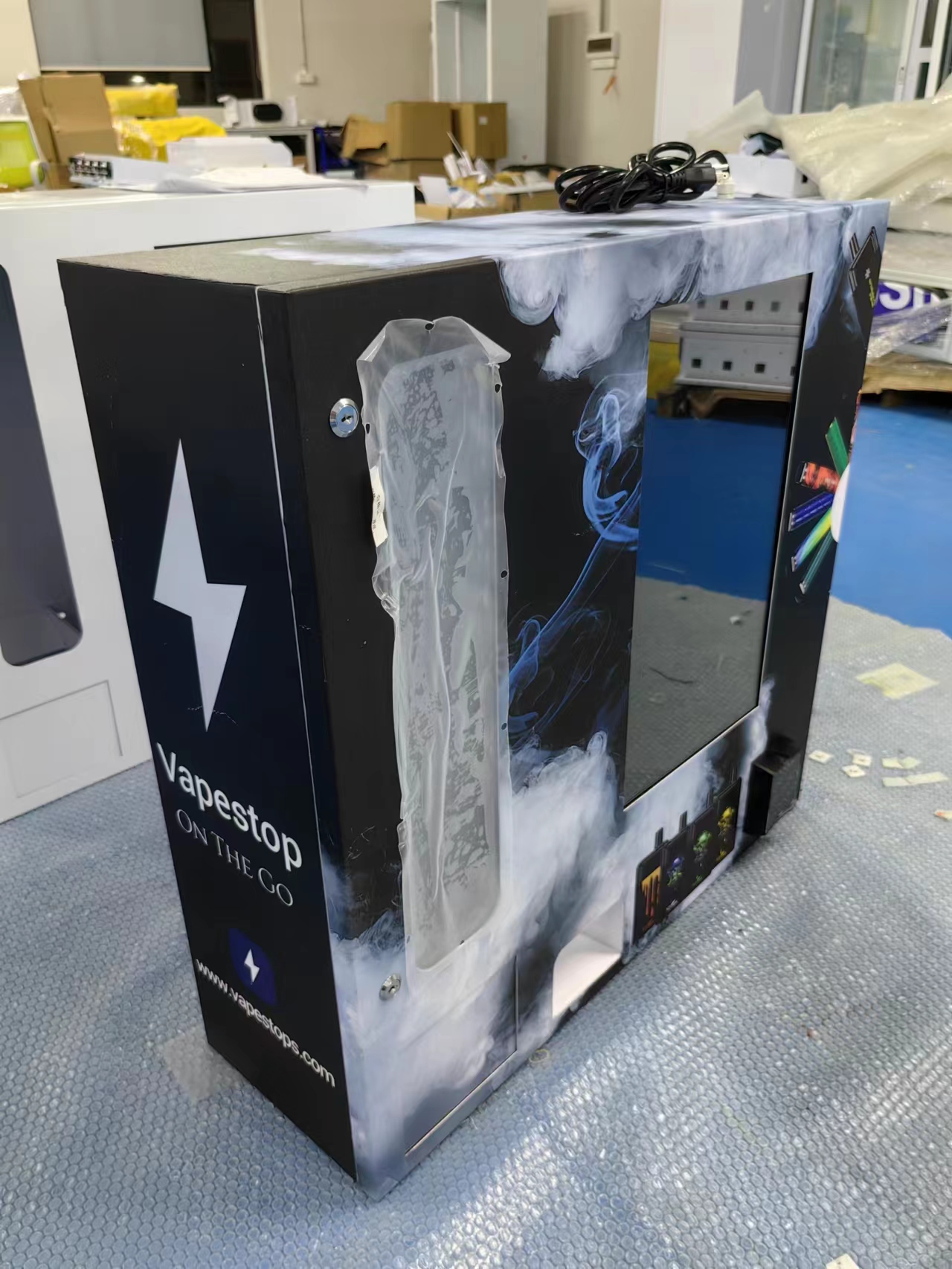 WEIMI vape vending machine to USA