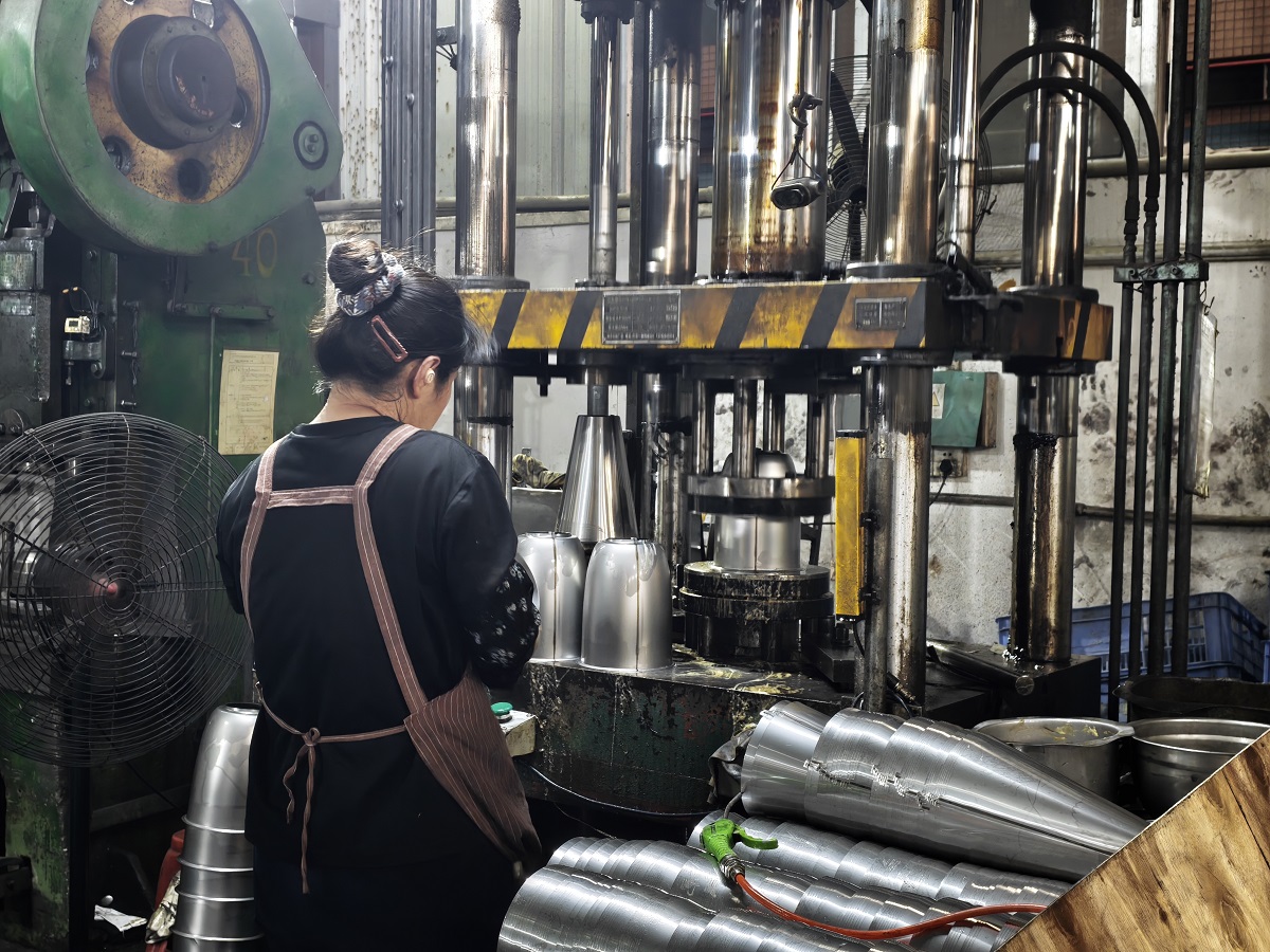 Hydraulic Press Forming