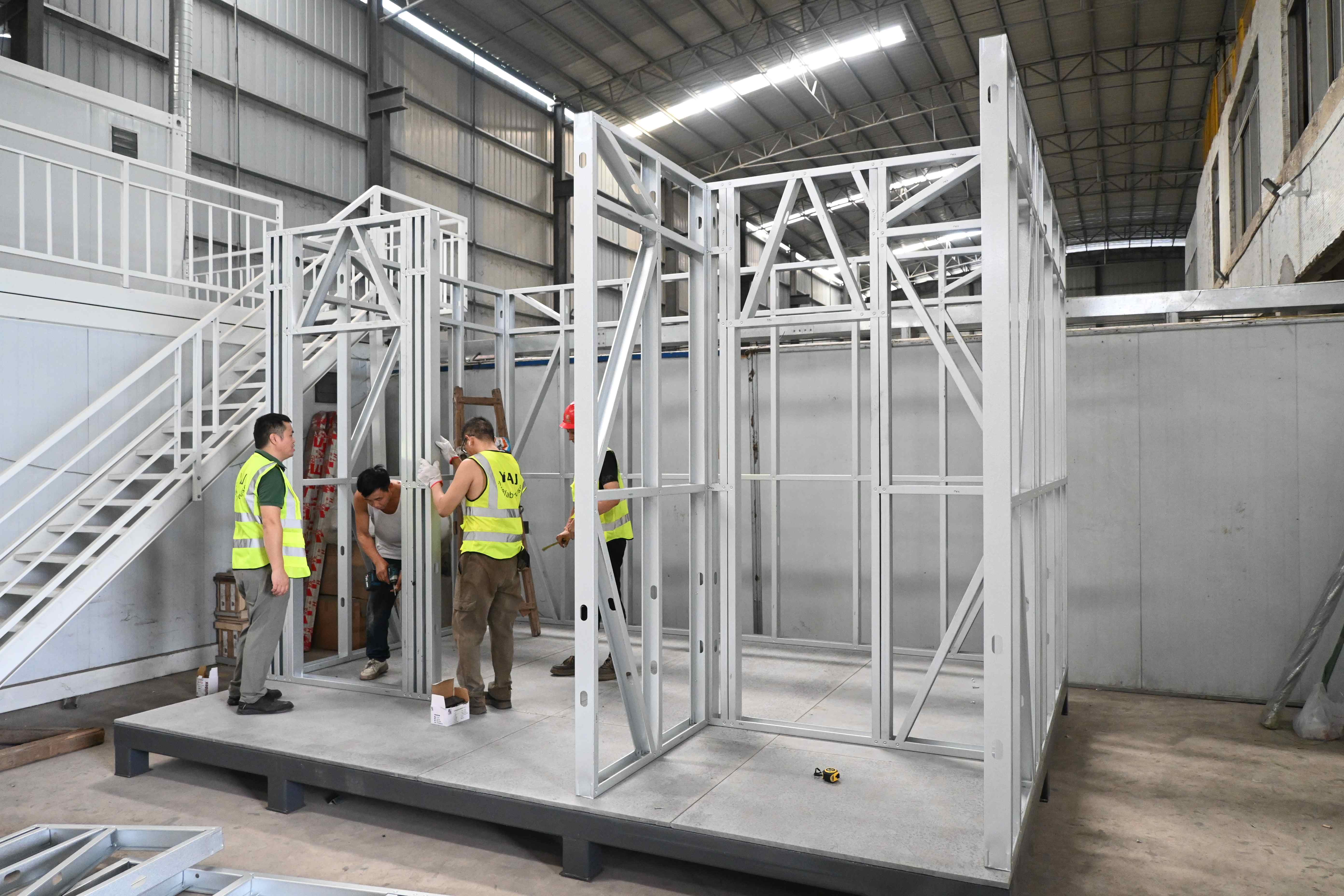 Assembly of light steel structure