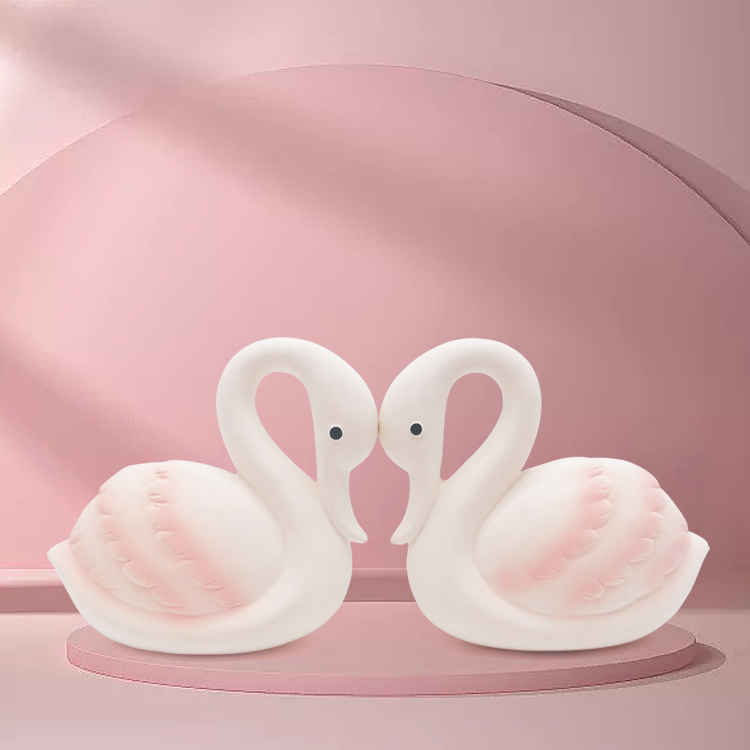 eco-friendly swan teethe