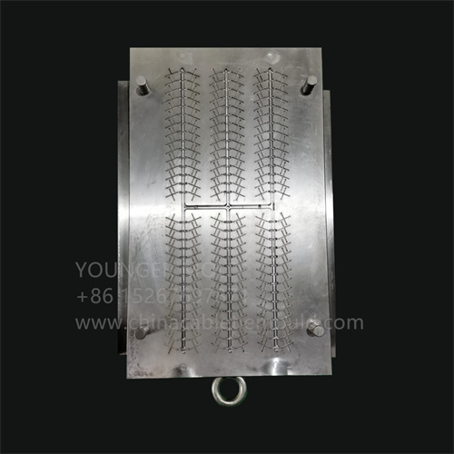 wall plug mold