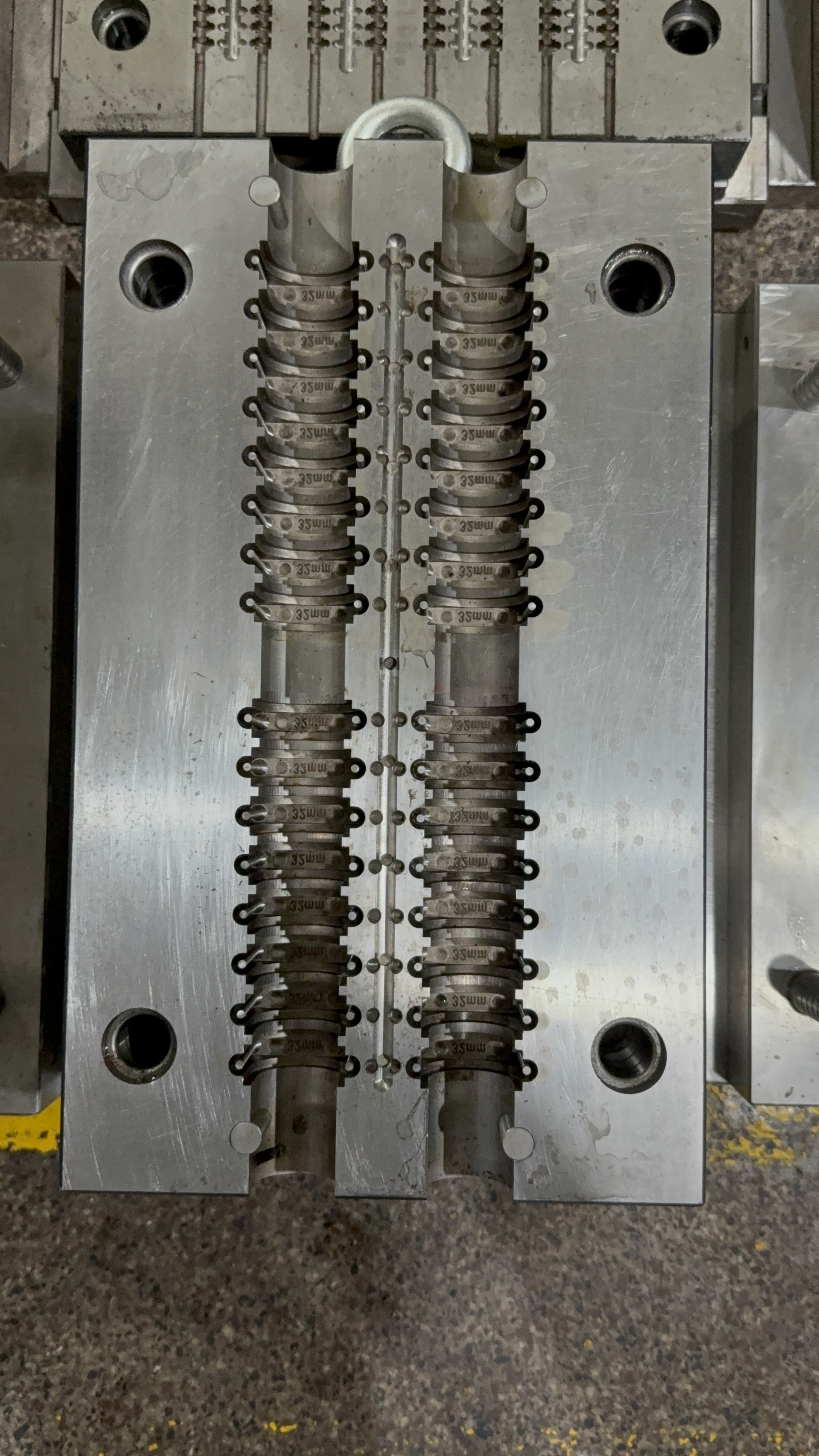 cable clips mold