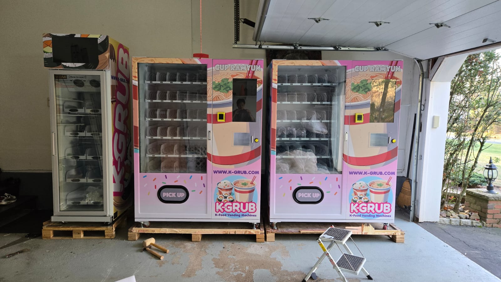 A customer case of hot water vending machine
