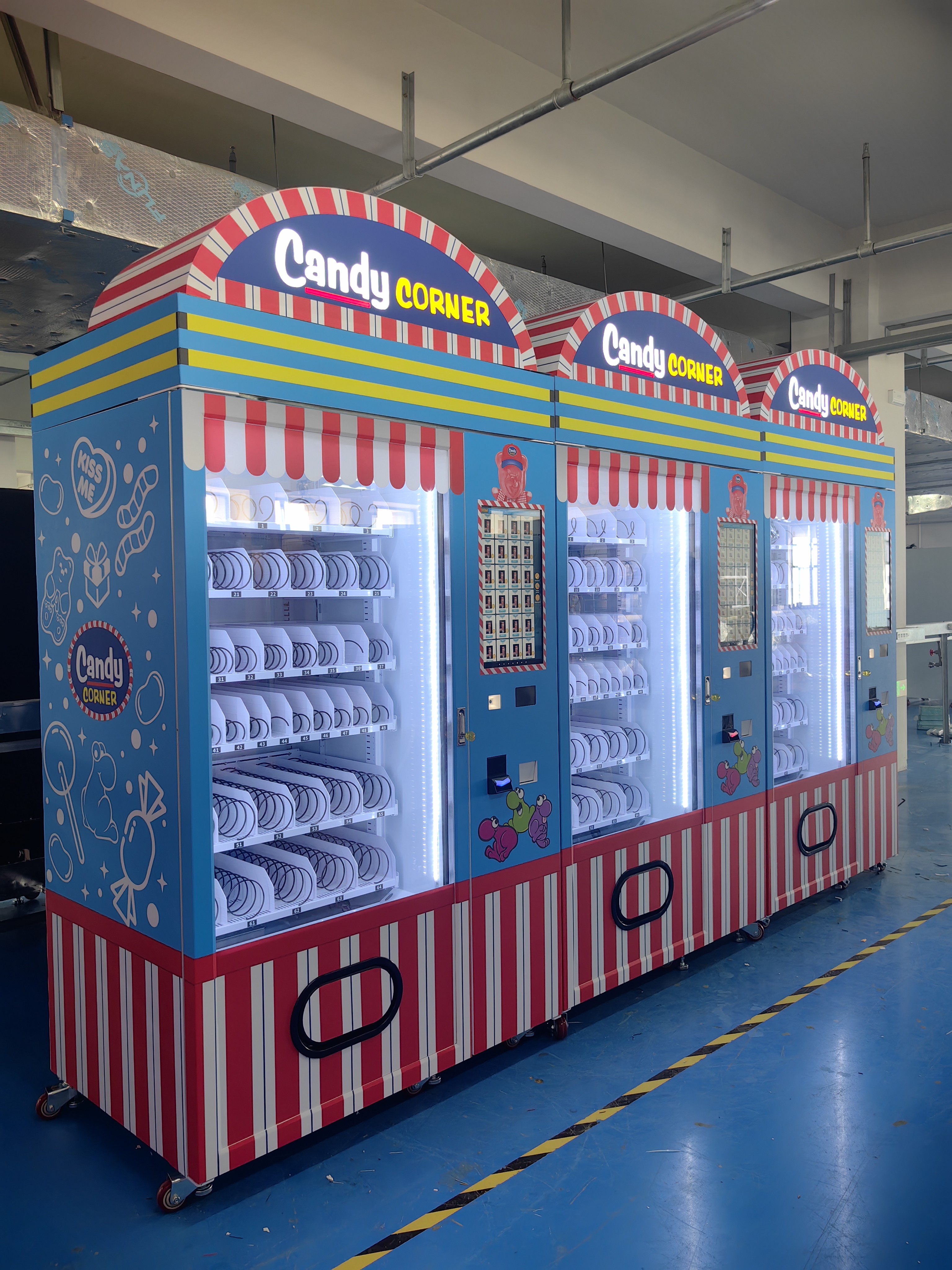 Commercial Candy Vending Machine With Bill Acceptor Coin Changer Custom Logo Lightbox