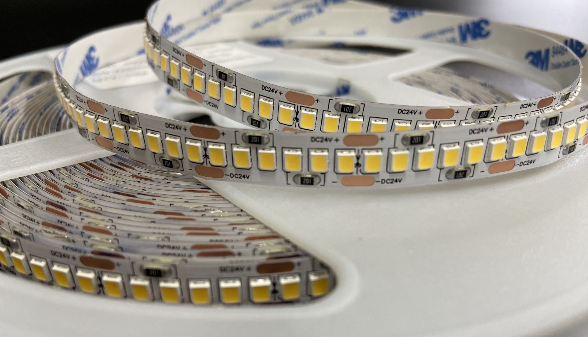 led strip lights 24v waterproof