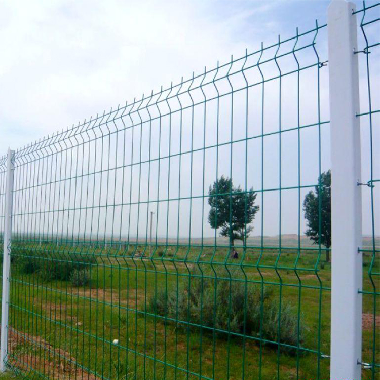 3D curved fence