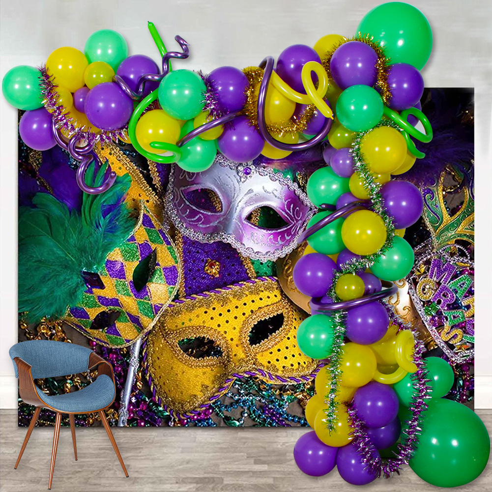 mardi gras balloon decor