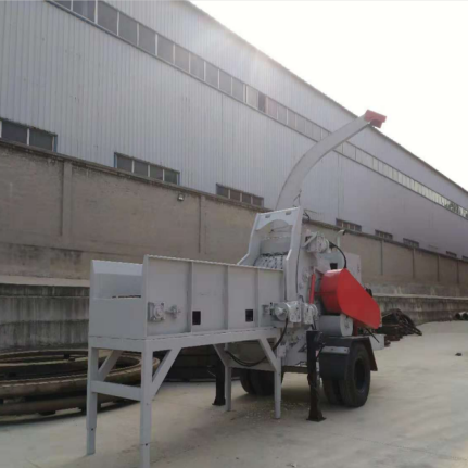 TR-B mobile Tyrannosaurus wood chipper