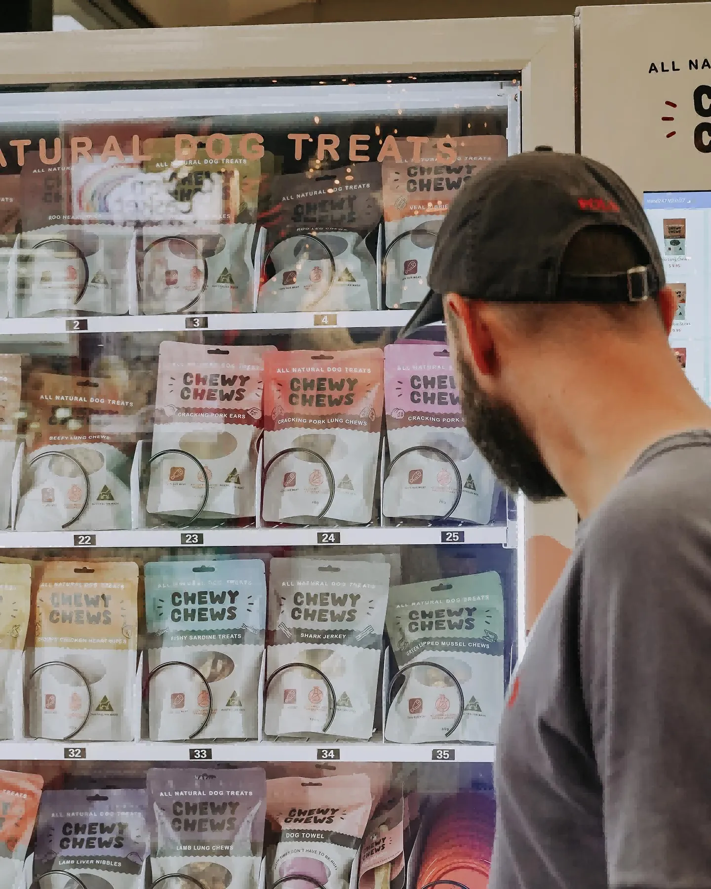Pet Vending Machine for Dogs and Cats Food Treats Wash Toys in Australia
