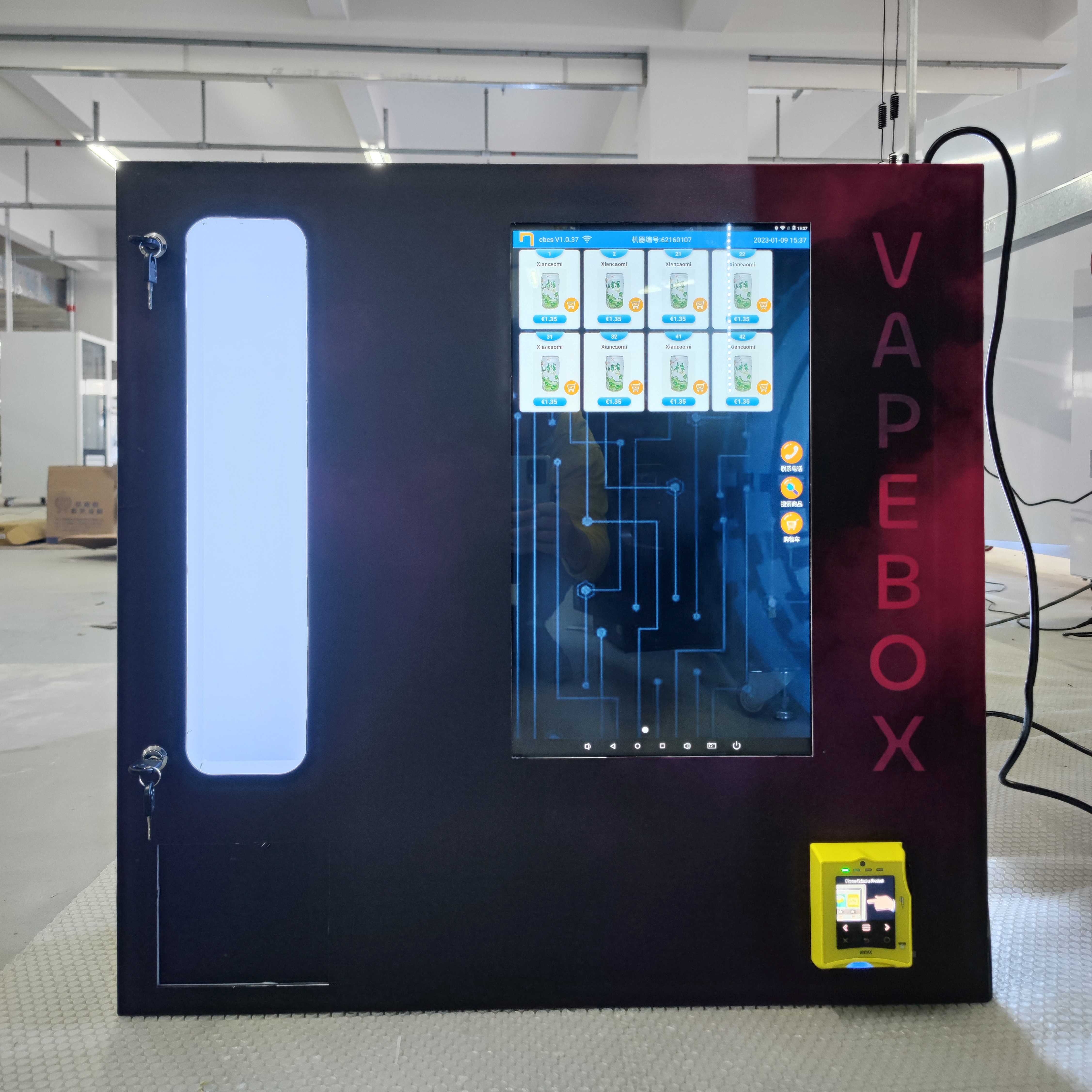 Vape Vending Machine with Age Checker in Spain - Guangzhou Micron Vending  Technology Co., LTD