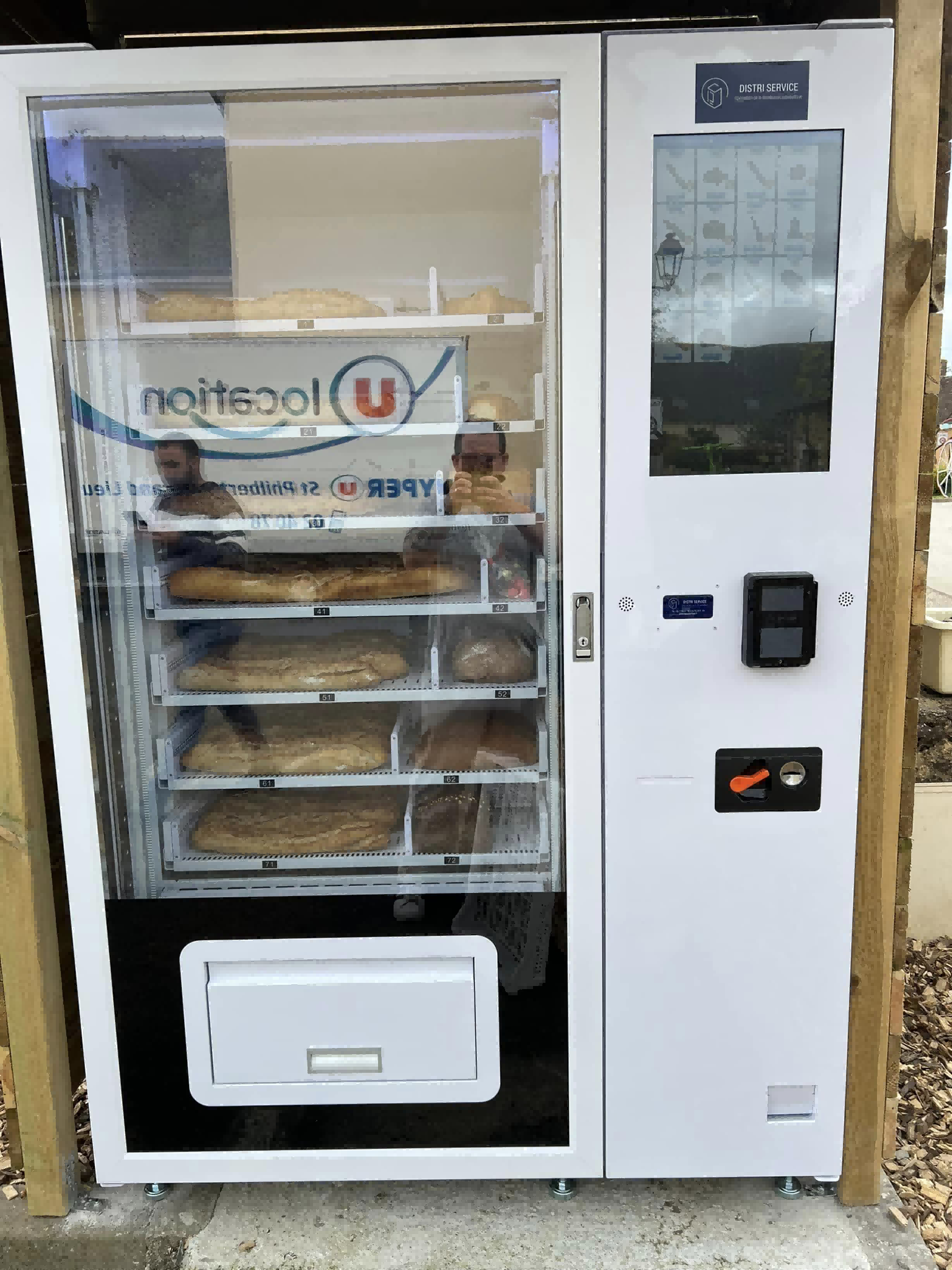 Baguette Bread Vending Machine with Lift Pusher Slots and Optional Payment Systems