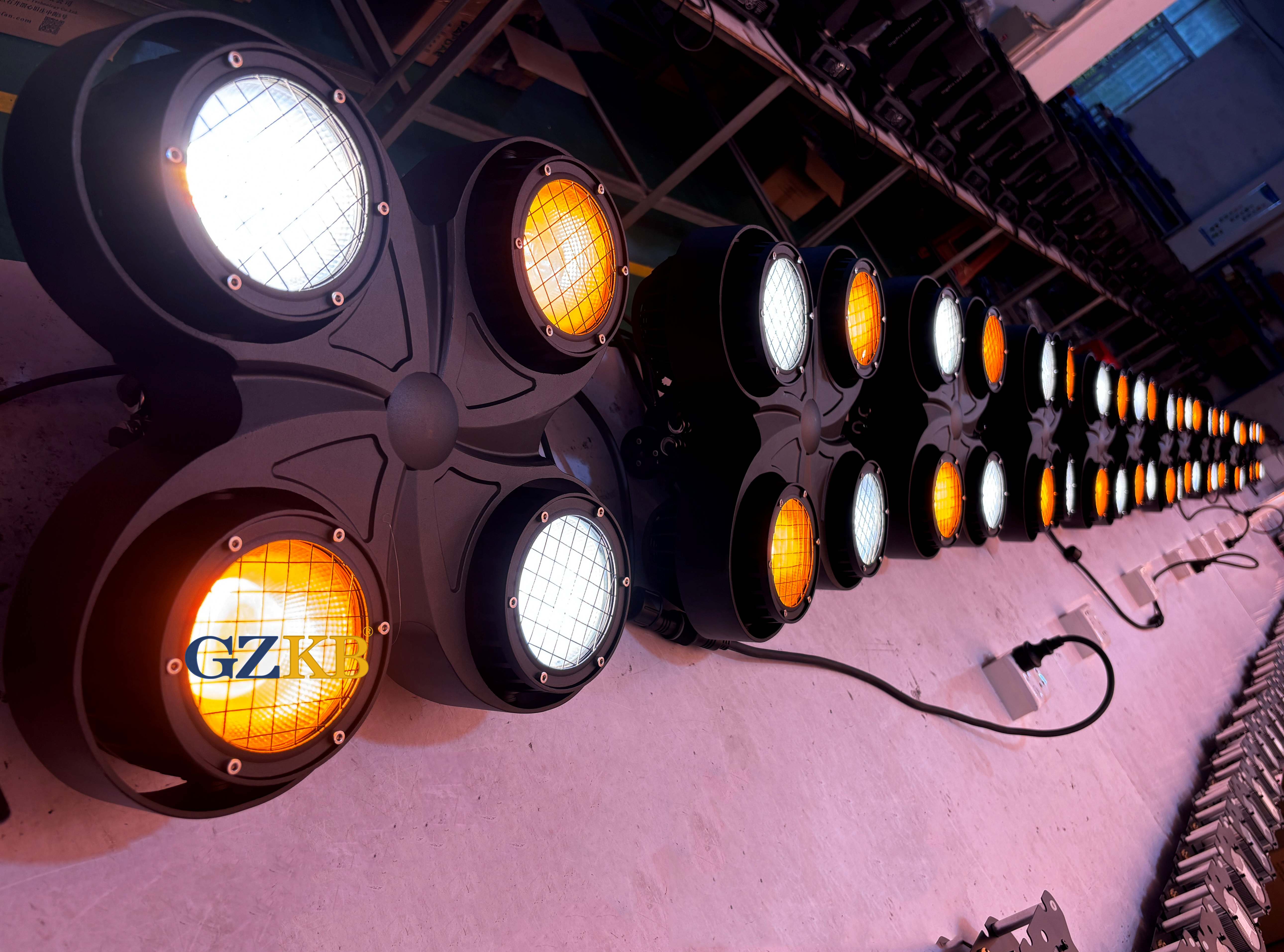 ip-blinder-600-outdoor-lights
